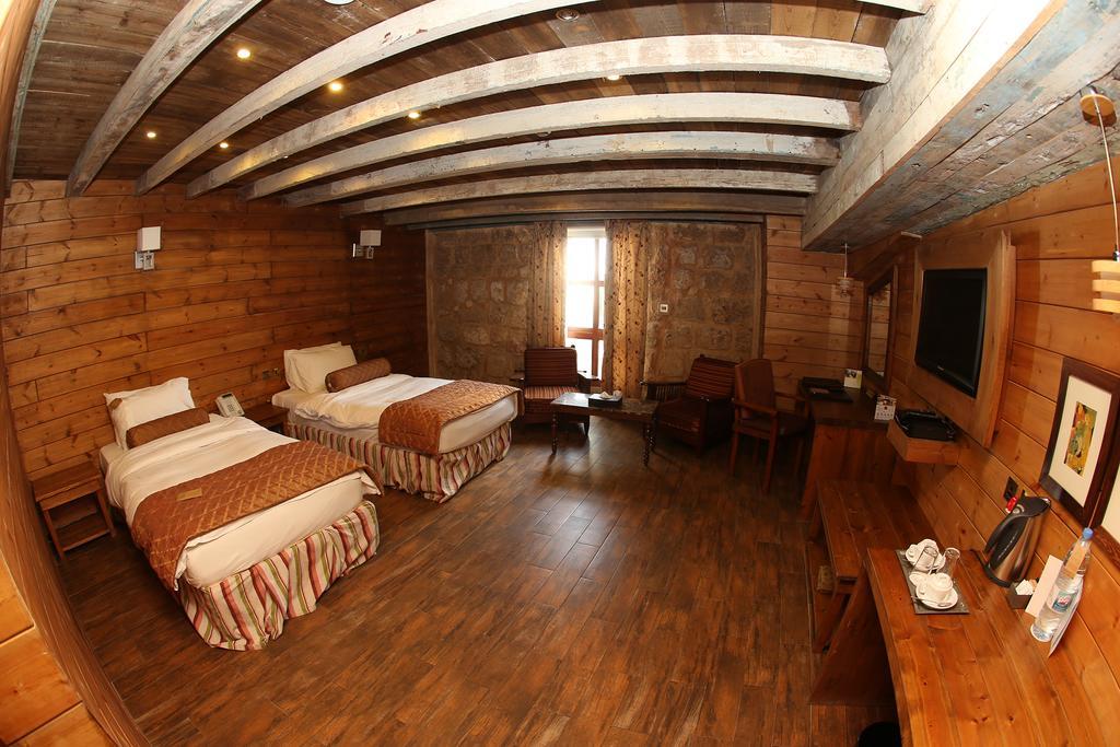 Assaha Hotel